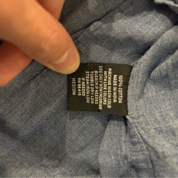 Artistry in Motion Men’s Blue Button Down Shirt - Picture 3 of 4